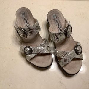 Mephisto Silver Sandals Size 38